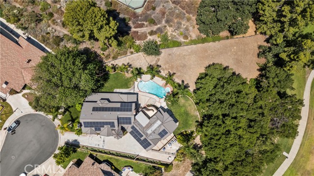 25472 Via Acorde, Valencia CA: https://media.crmls.org/medias/d0a8e427-e7cf-4439-9350-11a2ecccb275.jpg