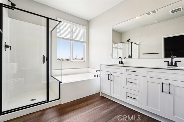 2187 Oroblanco Way, Redlands CA: https://media.crmls.org/medias/d0a8e7c3-252b-46dc-b8c3-a27237bad9a4.jpg