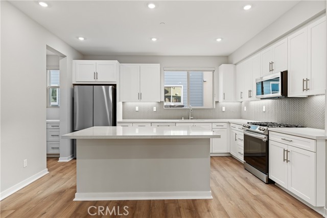 32024 Paseo Rama, San Juan Capistrano CA: https://media.crmls.org/medias/d0a9329f-37c9-464b-a8ba-97e57b4fee09.jpg