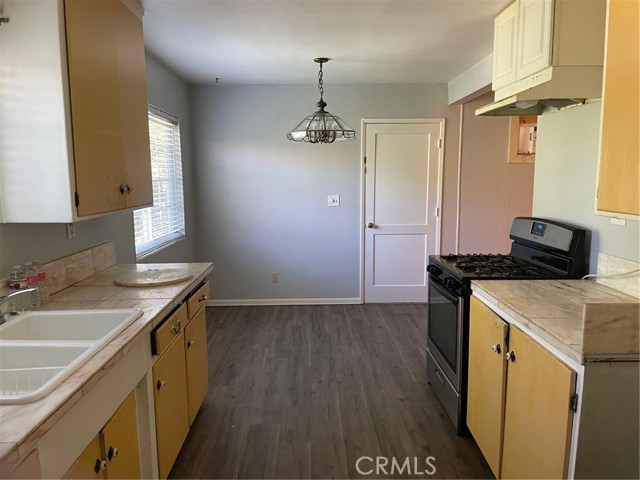 Detail Gallery Image 7 of 17 For 1106 N Durward, Banning,  CA 92220 - 3 Beds | 2 Baths