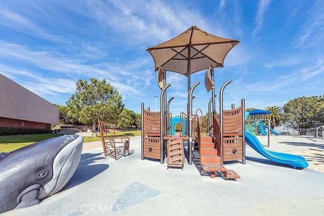 Detail Gallery Image 14 of 44 For 2209 W 25th St #7,  San Pedro,  CA 90732 - 2 Beds | 2 Baths