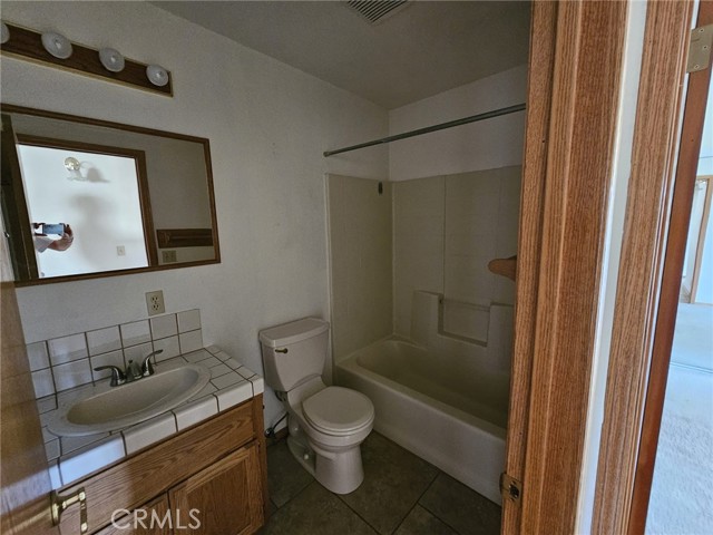 Detail Gallery Image 15 of 21 For 42560 Falcon Ave, Big Bear Lake,  CA 92315 - 3 Beds | 2 Baths