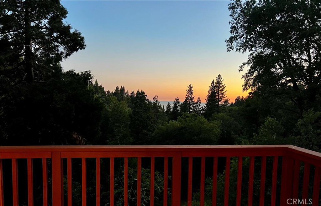 https://media.crmls.org/medias/d0a99266-645c-43ad-ad25-a9588f7557b2.jpg?preset=X-Large