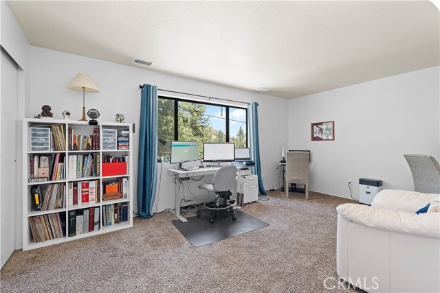 1876 Sparrow Road, Wrightwood CA: https://media.crmls.org/medias/d0a9e247-57fb-41c6-a7b4-6b1fd75ca574.jpg