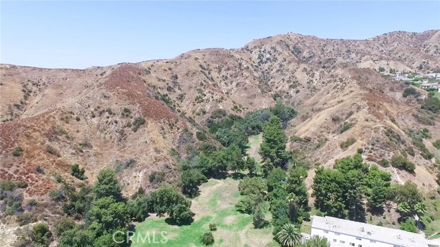 Detail Gallery Image 25 of 31 For 7727 via Capri, Burbank,  CA 91504 - 3 Beds | 3 Baths