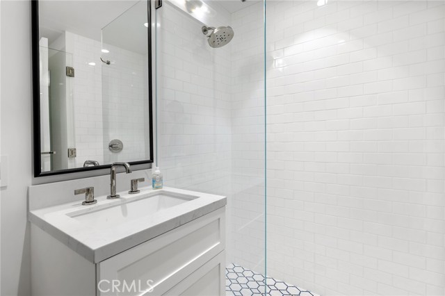 2428 The Strand, Hermosa Beach CA: https://media.crmls.org/medias/d0aad4c8-53e9-407e-8174-71af0554600f.jpg