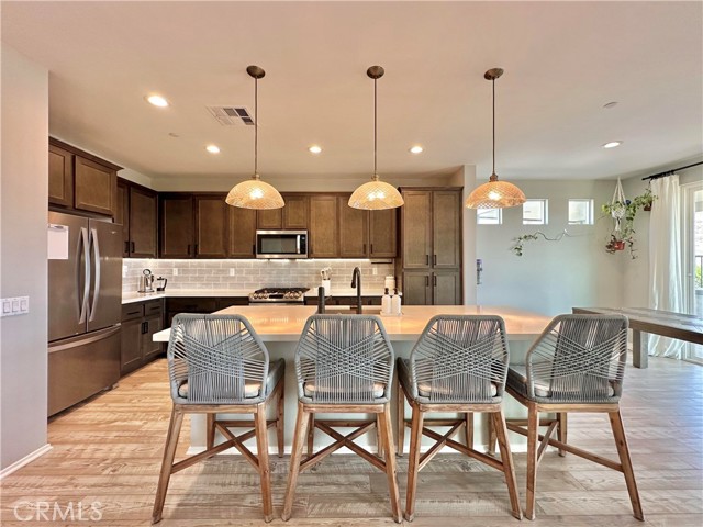 Detail Gallery Image 4 of 40 For 38436 Windingwalk Dr, Murrieta,  CA 92563 - 3 Beds | 2/1 Baths