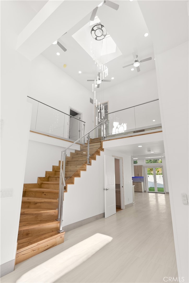 MLS #OC25246819 image #30