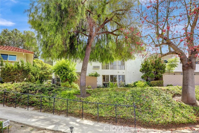 Detail Gallery Image 25 of 30 For 2276 2276 via Mariposa East #D,  Laguna Woods,  CA 92677 - 2 Beds | 1 Baths