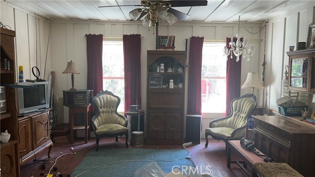 18727 Skyway, Stirling City CA: https://media.crmls.org/medias/d0acc516-5a0f-4e7b-b2dd-e226e505b858.jpg