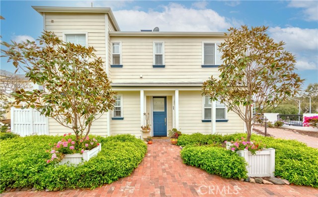 Detail Gallery Image 1 of 38 For 1800 S Pacific Coast Highway #94,  Redondo Beach,  CA 90277 - 3 Beds | 3 Baths