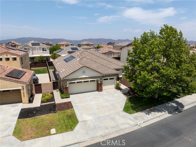 29222 Woodbridge Street, Lake Elsinore CA: https://media.crmls.org/medias/d0ad2043-3203-4b8c-85f7-7d8343f35759.jpg