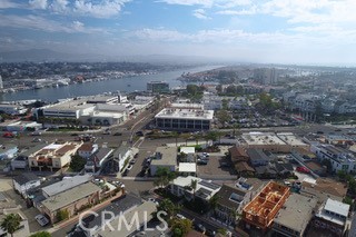 https://media.crmls.org/medias/d0ad5462-5575-49c3-9ea9-8466619b6512.jpg?preset=X-Large