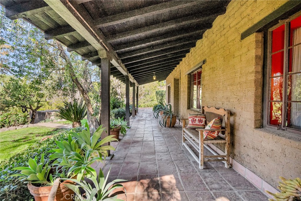 MLS #IV25260007 image #10