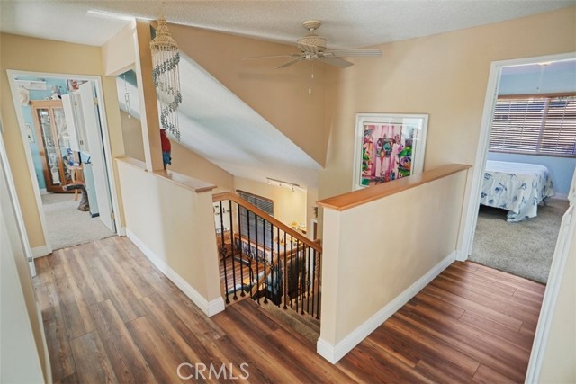 Detail Gallery Image 12 of 29 For 21946 Peppercorn, Saugus,  CA 91350 - 4 Beds | 2/1 Baths
