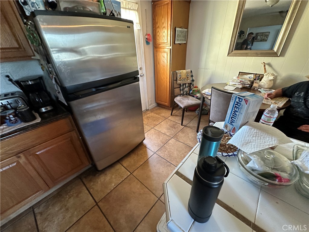 https://media.crmls.org/medias/d0ad8e7b-479d-4230-a48b-4fbacda98aa2.jpg?preset=X-Large