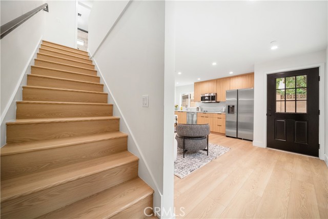 Detail Gallery Image 35 of 57 For 19918 Kittridge, Winnetka,  CA 91306 - 8 Beds | 6 Baths