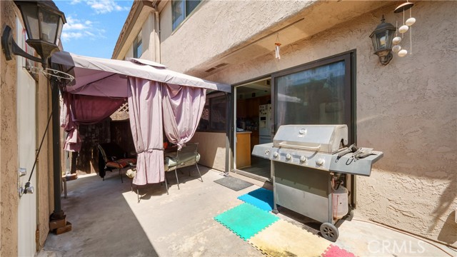 Detail Gallery Image 17 of 20 For 8201 Del Rey Dr, Stanton,  CA 90680 - 4 Beds | 2/1 Baths