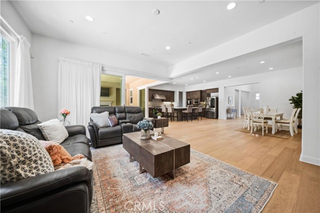 5313 Newbury, Yorba Linda CA: https://media.crmls.org/medias/d0aff739-4f7c-49de-bbdd-617c74a4891e.jpg