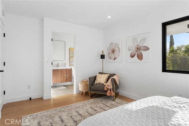 Detail Gallery Image 35 of 57 For 5630 Blanco Ave, Woodland Hills,  CA 91367 - 4 Beds | 4/1 Baths