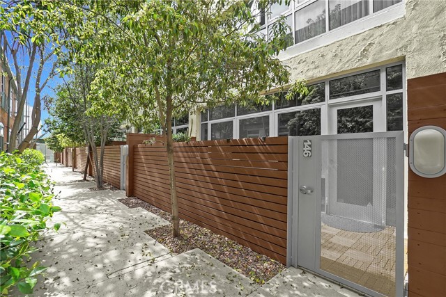 Detail Gallery Image 41 of 56 For 530 S Hewitt St #146,  Los Angeles,  CA 90013 - 2 Beds | 2 Baths