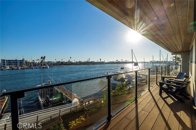 Detail Gallery Image 27 of 35 For 5903 E Corso Di Napoli, Long Beach,  CA 90803 - 4 Beds | 3 Baths