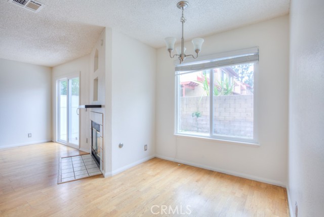 Detail Gallery Image 14 of 48 For 13006 Parkview, Baldwin Park,  CA 91706 - 3 Beds | 2/1 Baths