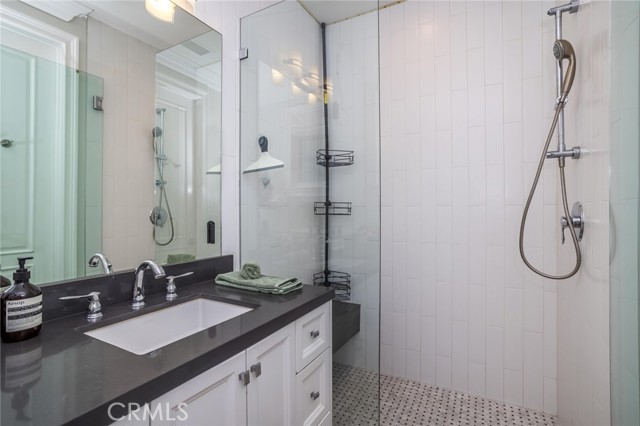 Image 39 of 60 For 14234 Greenleaf Street