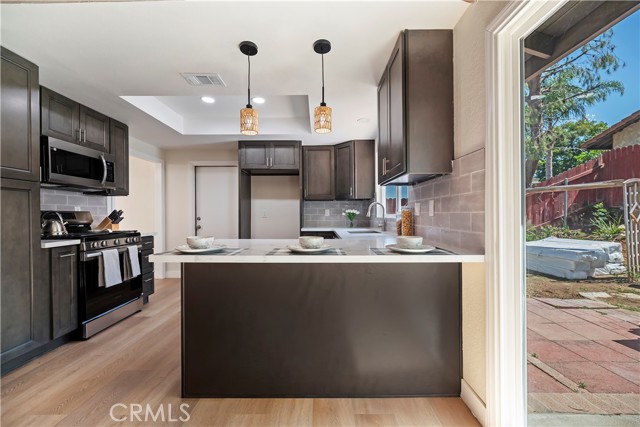 5430 Avenue Juan Bautista, Jurupa Valley CA: https://media.crmls.org/medias/d0b40b17-edf2-4ff9-9866-db694dd7bbbc.jpg