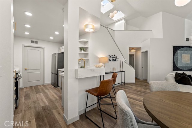 Detail Gallery Image 9 of 36 For 93 Lehigh Aisle, Irvine,  CA 92612 - 2 Beds | 2 Baths