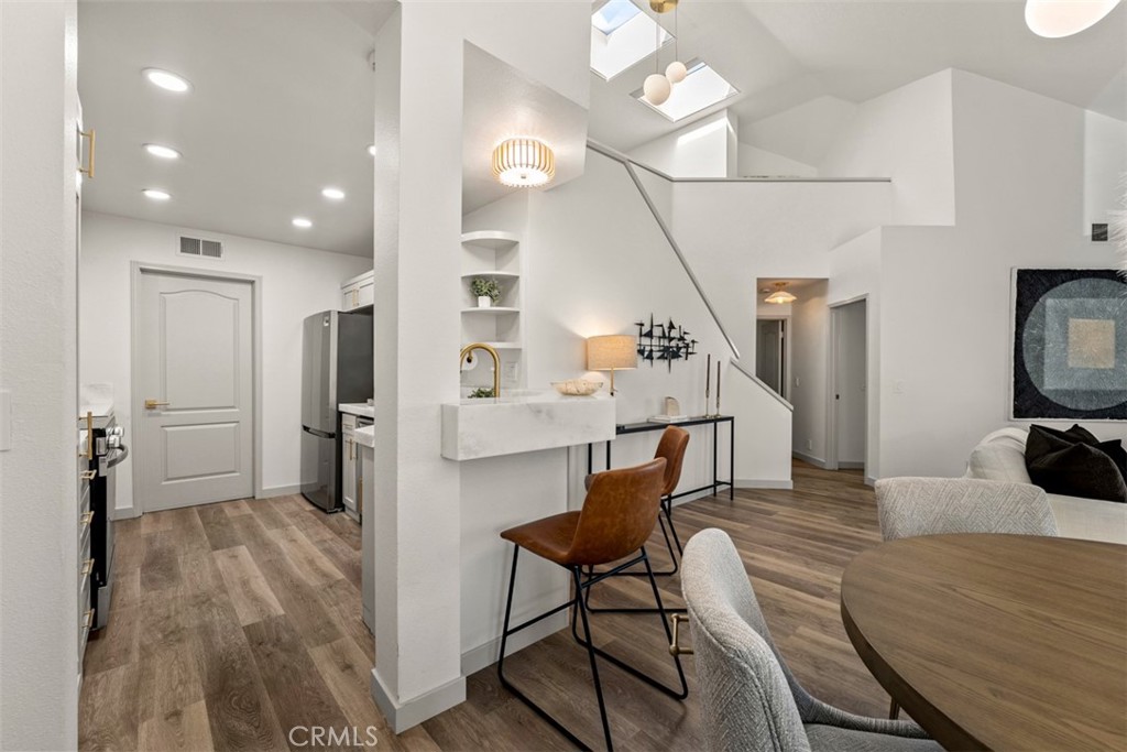 MLS #NP25270601 image #8