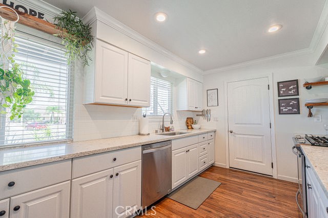 26790 E Berkey Court, Menifee CA: https://media.crmls.org/medias/d0b49db9-3cc4-4b32-9cac-72f438ef4012.jpg