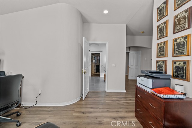 Detail Gallery Image 41 of 56 For 21736 Redwood Canyon, Saugus,  CA 91390 - 4 Beds | 4 Baths