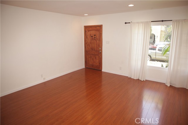 Image 2 for 414 N Genesee Ave, Los Angeles, CA 90036