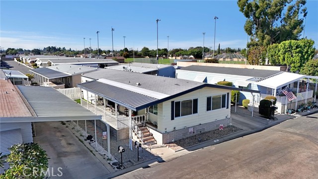 Detail Gallery Image 3 of 38 For 6741 Lincoln Ave #32,  Buena Park,  CA 90620 - 2 Beds | 2 Baths