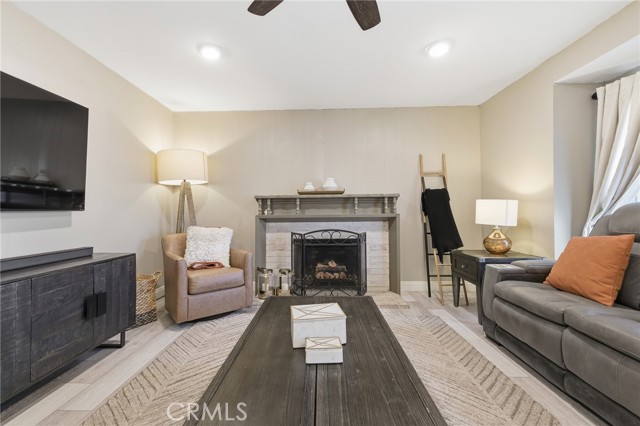 Detail Gallery Image 9 of 30 For 1300 Bluebell, Oxnard,  CA 93036 - 4 Beds | 2 Baths