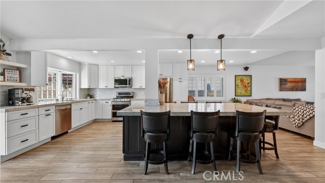 Detail Gallery Image 16 of 53 For 20972 Calle Celeste, Lake Forest,  CA 92630 - 4 Beds | 2 Baths