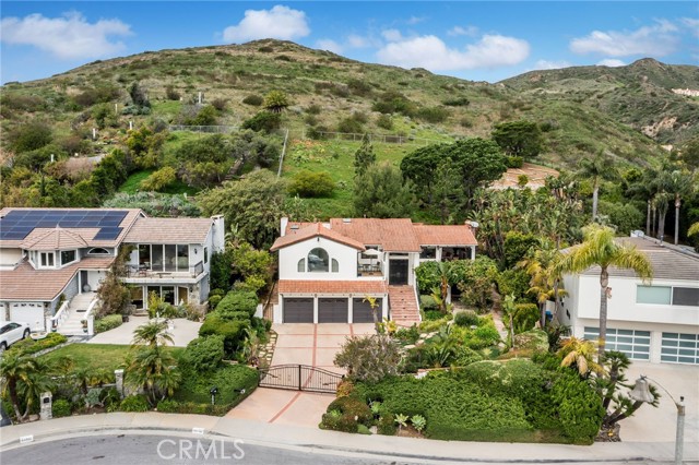 24743 Vantage Point Terrace, Malibu CA: https://media.crmls.org/medias/d0b66e00-6d14-46ef-91d6-a5afbffc722f.jpg