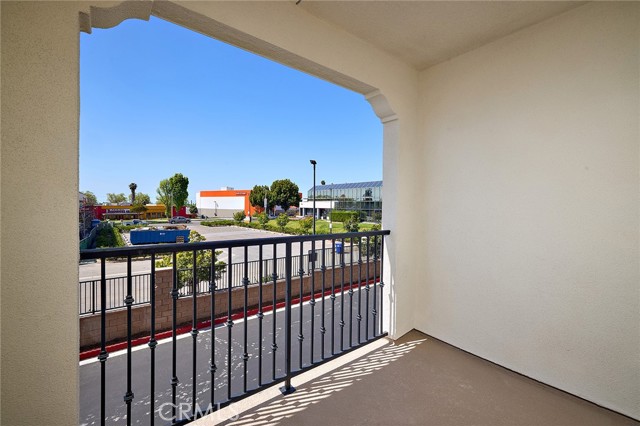 9831 La Serna Drive, Whittier CA: https://media.crmls.org/medias/d0b8987c-151b-4bd2-ba88-af6bc0bf1d73.jpg