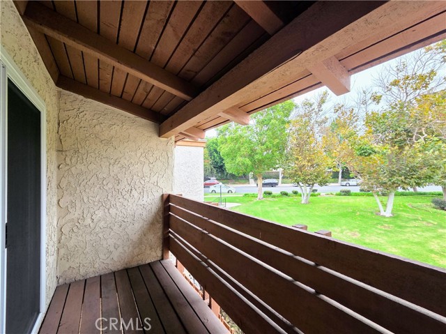 Detail Gallery Image 24 of 34 For 3701 Country Club Dr #3,  Long Beach,  CA 90807 - 2 Beds | 1/1 Baths