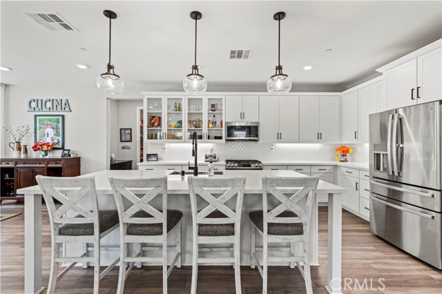 Detail Gallery Image 13 of 74 For 28701 Wildflower, Castaic,  CA 91384 - 4 Beds | 3/1 Baths