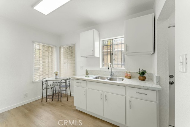 Detail Gallery Image 8 of 19 For 9309 S Broadway, Los Angeles,  CA 90003 - – Beds | – Baths