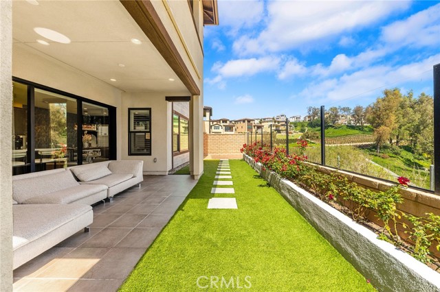 Detail Gallery Image 60 of 75 For 27 Alessio, Lake Forest,  CA 92630 - 5 Beds | 4/2 Baths