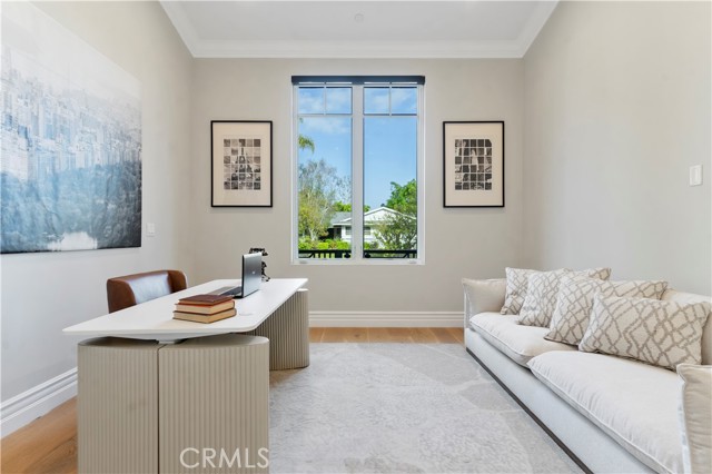 4635 Brewster Drive, Tarzana CA: https://media.crmls.org/medias/d0b9f032-705f-4135-ba50-3f0e19cea4f2.jpg