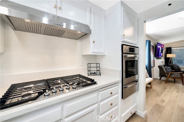 Detail Gallery Image 12 of 44 For 2809 Olive Ln, Santa Ana,  CA 92706 - 4 Beds | 2 Baths