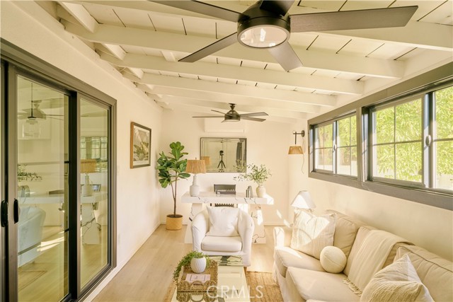 Detail Gallery Image 18 of 40 For 4800 Mary Ellen, Sherman Oaks,  CA 91423 - 3 Beds | 2 Baths