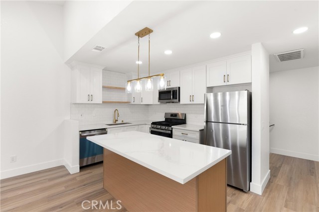 Detail Gallery Image 16 of 32 For 87 Tennessee St #C,  Redlands,  CA 92373 - 2 Beds | 2/1 Baths