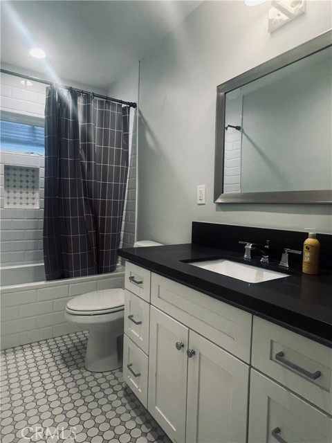 1856 9th Street, Manhattan Beach CA: https://media.crmls.org/medias/d0bb7153-43f6-49db-8c29-0ac0aaf03191.jpg