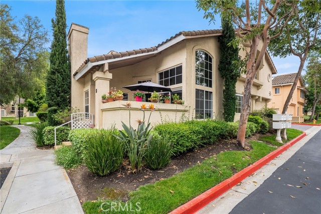 Detail Gallery Image 3 of 34 For 2 Partridge Ln, Aliso Viejo,  CA 92656 - 3 Beds | 2/1 Baths