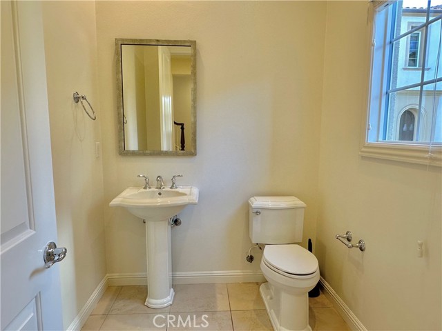 Detail Gallery Image 7 of 27 For 158 Bryce Run, Lake Forest,  CA 92630 - 4 Beds | 3/1 Baths